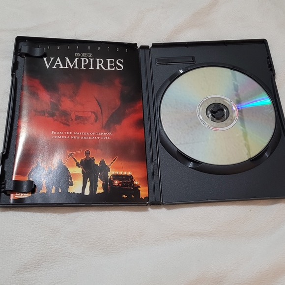 📀 3 for $10 📀 DVD John Carpenter's Vampires (1998) -- preowned - Picture 4 of 6